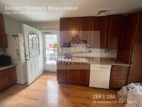 30 Washington Ave in North Haven, CT - Building Photo - Building Photo