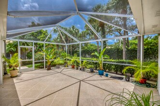 4101 Water Oak Ct in Palm Beach Gardens, FL - Building Photo - Building Photo