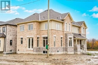 3035 Turtlecreek Pl in Pickering, ON - Building Photo - Building Photo