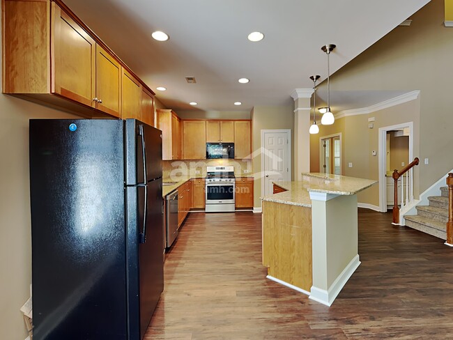 17539 Harbor Walk Drive in Cornelius, NC - Building Photo - Building Photo