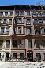 29 70th St in New York, NY - Building Photo - Building Photo