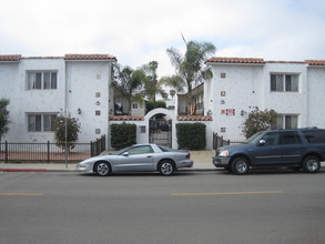 253rd St Apartments in Harbor City, CA - Building Photo - Building Photo