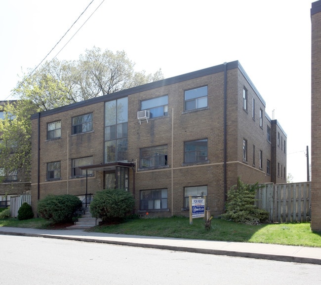 5 Greentree Ct in Toronto, ON - Building Photo - Building Photo