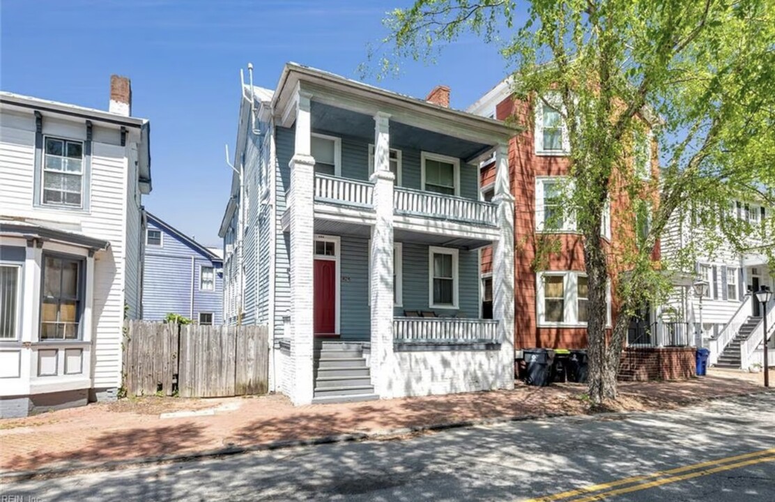 424 London St in Portsmouth, VA - Building Photo