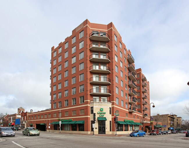 525 Main St in Evanston, IL - Building Photo - Building Photo