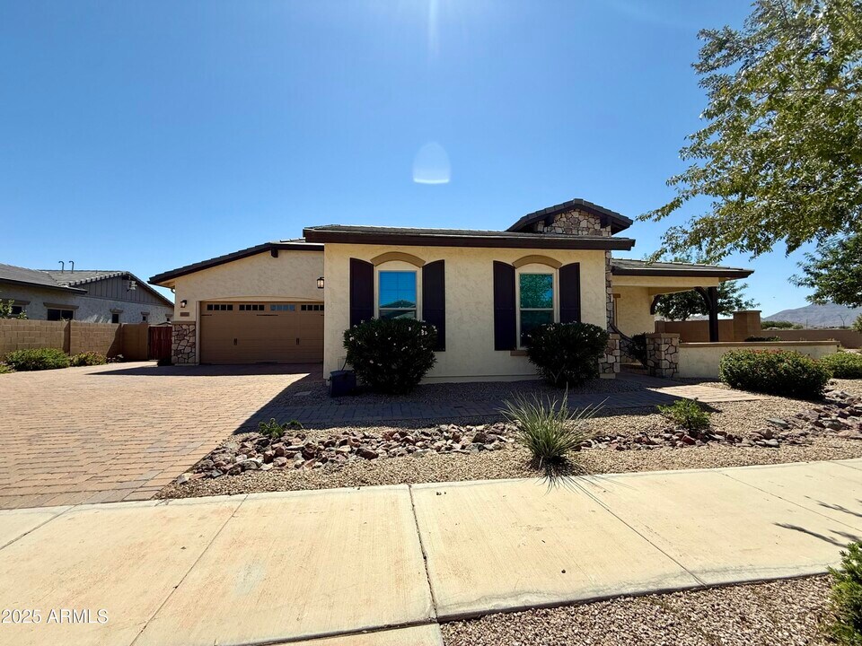 20911 E Watford Dr in Queen Creek, AZ - Building Photo