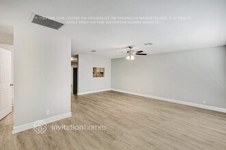 6061 Lambeth Cir in Greenacres, FL - Foto de edificio - Building Photo