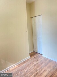 538 N Pulaski St photo'