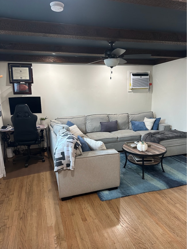 504 Valley Brook Ave, Unit 1 in Lyndhurst, NJ - Building Photo - Building Photo