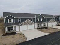 Ledgestone Townhomes photo'