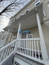 36 Bond St, Unit 3L in Somerville, MA - Foto de edificio - Building Photo