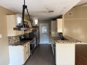 13726 Rampchester Ln in Houston, TX - Building Photo - Building Photo