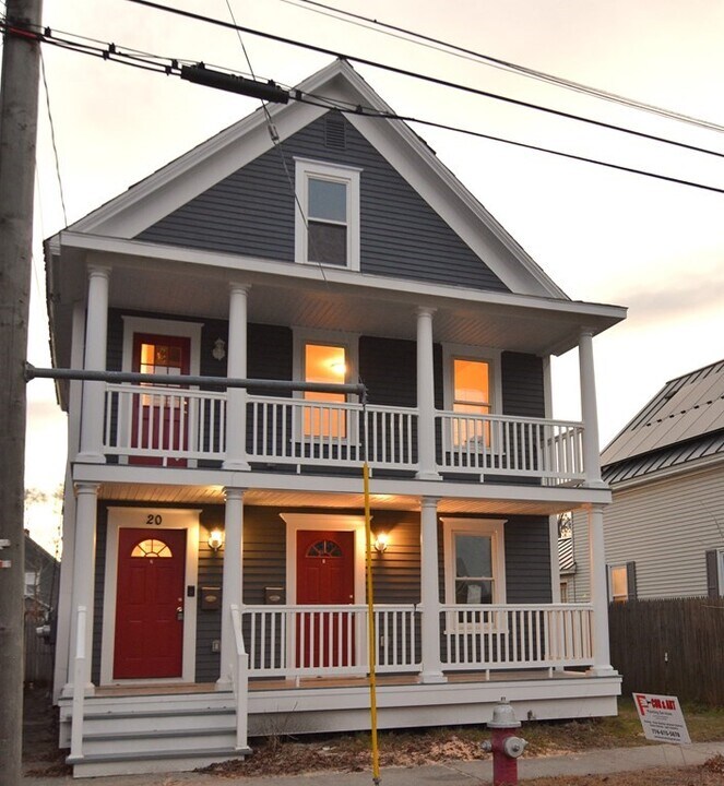 20 11th St in Montague, MA - Building Photo