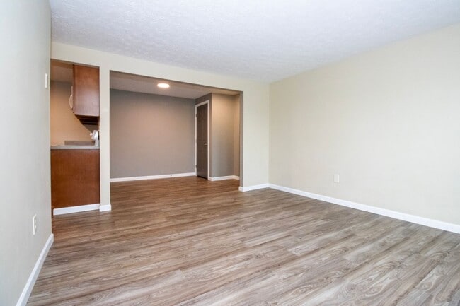 930 Hostetler Rd in Orrville, OH - Building Photo - Building Photo