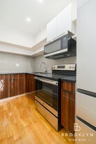 Brooklyn High Rise in Brooklyn, NY - Building Photo