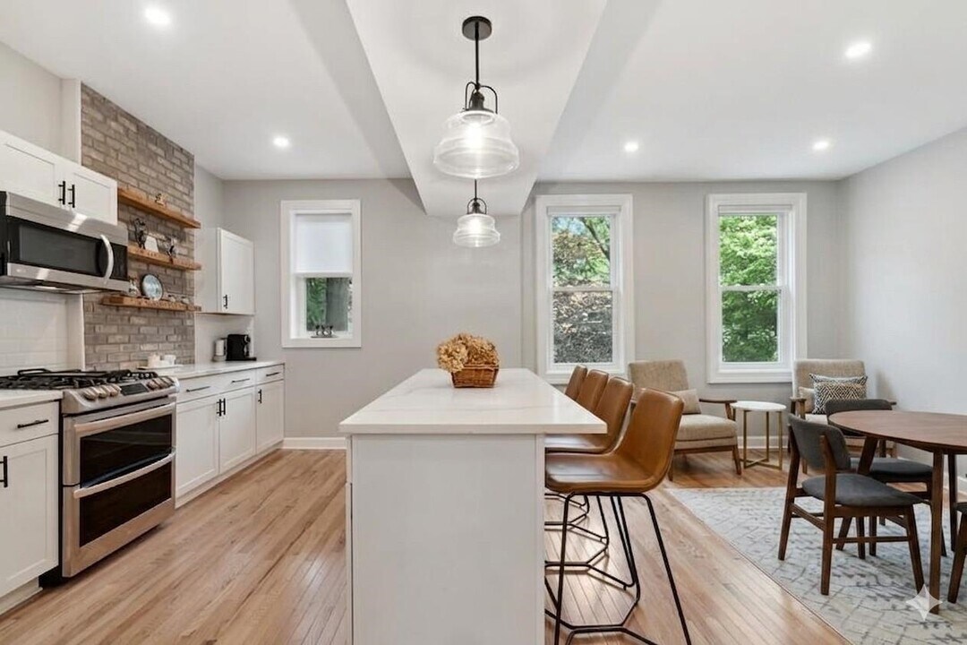 161 Nesbit St in Weehawken, NJ - Building Photo