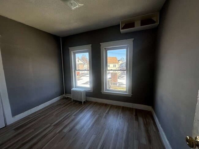 124 Kendall St in Framingham, MA - Building Photo - Building Photo