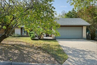 6507 Highpoint Cove in Austin, TX - Building Photo - Building Photo