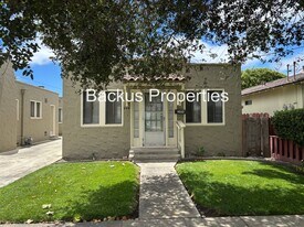 249 Geil St in Salinas, CA - Building Photo