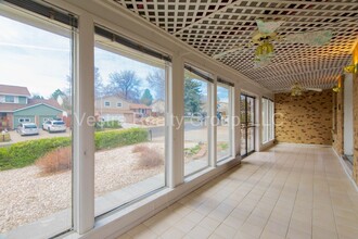 19373 E Floyd Ave in Aurora, CO - Building Photo - Building Photo