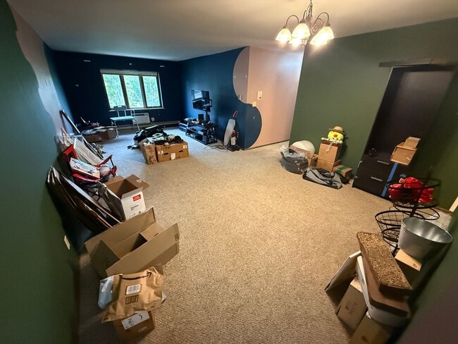425 E Henry Clay St in Whitefish Bay, WI - Building Photo - Building Photo