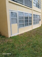6300 NW 62nd St in Tamarac, FL - Building Photo - Building Photo