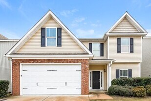 48 Crescent Chase in Dallas, GA - Building Photo