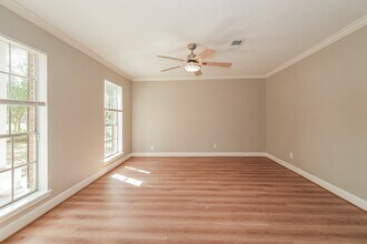 8010 Oak Moss Dr in Spring, TX - Building Photo - Building Photo