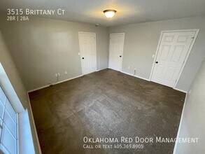 3515 Brittany Ct in Moore, OK - Building Photo - Building Photo