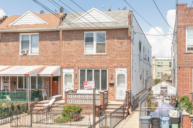 144 Bay 38th St in Brooklyn, NY - Foto de edificio - Primary Photo