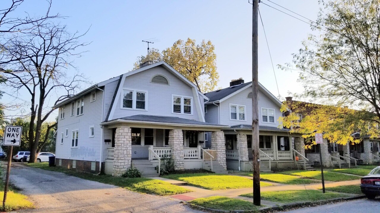 129 E Tompkins St in Columbus, OH - Building Photo