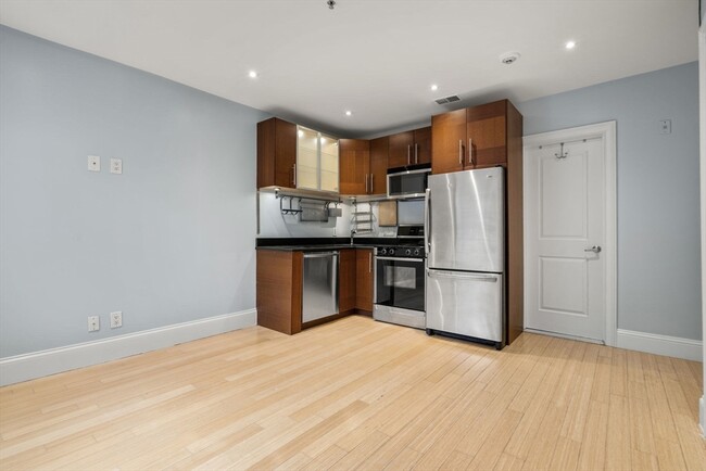 290 Columbus Ave, Unit 3 in Boston, MA - Building Photo - Building Photo