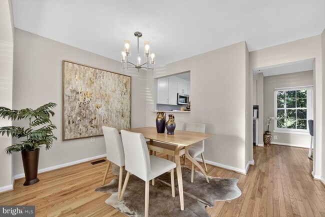 property at 3932 Burns Pl SE