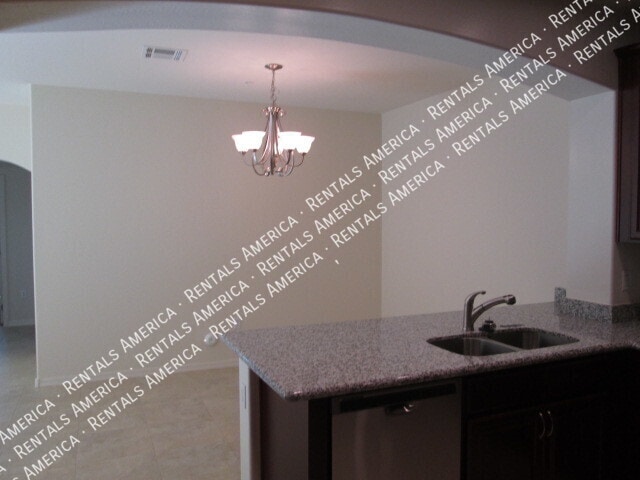 7726 E Baseline Rd in Mesa, AZ - Building Photo - Building Photo