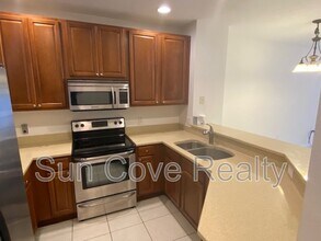 20430 Needletree Dr in Tampa, FL - Building Photo - Building Photo