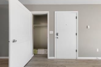 1402 Division St W in Faribault, MN - Building Photo - Building Photo