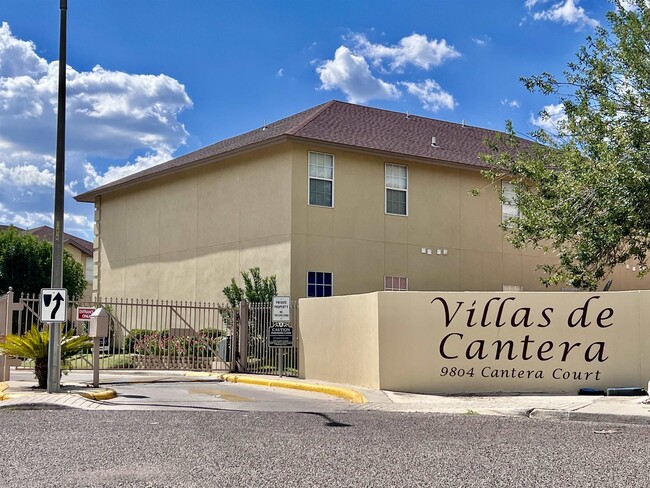 9804 Cantera Ct in Laredo, TX - Building Photo - Building Photo