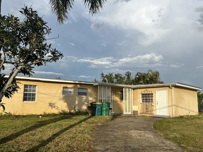 property at 4126 Gardner Dr