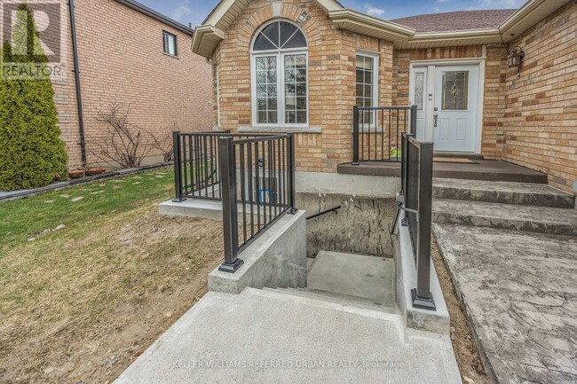 2319 Jack Crescent in Innisfil, ON - Building Photo - Building Photo