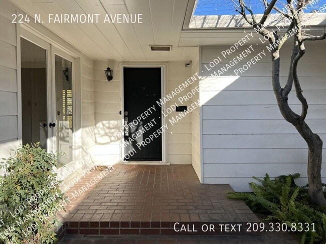 property at 224 N Fairmont Ave