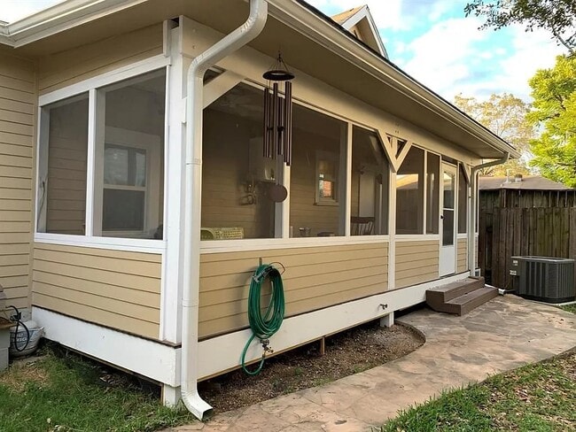property at 1220 Wagner St