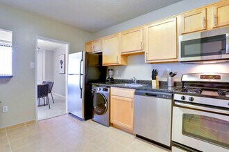 1515 Richmond Hwy in Arlington, VA - Building Photo - Building Photo