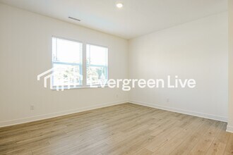 8945 Willis Wy in Avon, IN - Building Photo - Building Photo