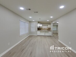 419 Windhurst Dr in Grand Prairie, TX - Building Photo - Building Photo