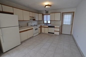 21 McClure St in Revere, MA - Building Photo - Building Photo