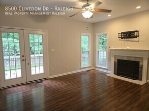 8500 Clivedon Dr in Raleigh, NC - Building Photo - Building Photo