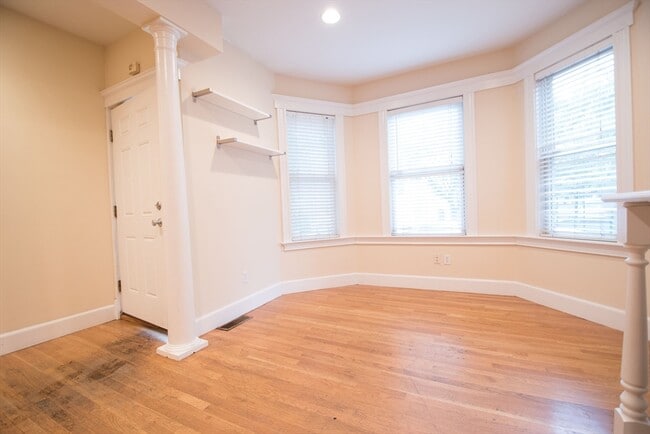 288 Western Ave, Unit 288