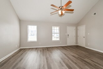6650 Black Oak Dr in Walls, MS - Building Photo - Building Photo