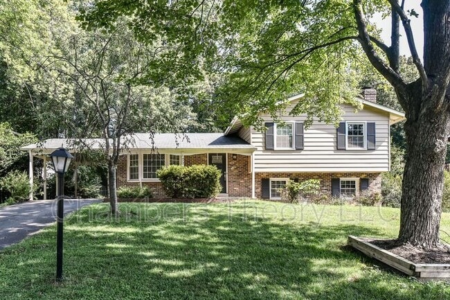 4731 Carterwood Dr in Fairfax, VA - Building Photo - Building Photo