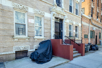 736 Park Pl in Brooklyn, NY - Building Photo - Building Photo